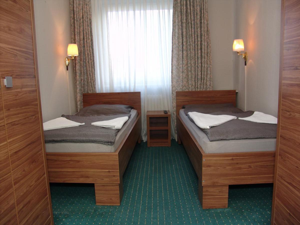 City Hotel Ansbach Am Kadewe Berlin Ngoại thất bức ảnh