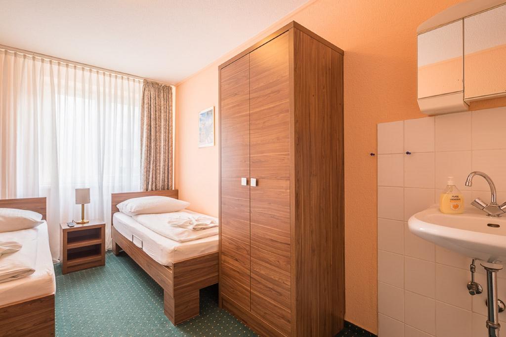 City Hotel Ansbach Am Kadewe Berlin Ngoại thất bức ảnh