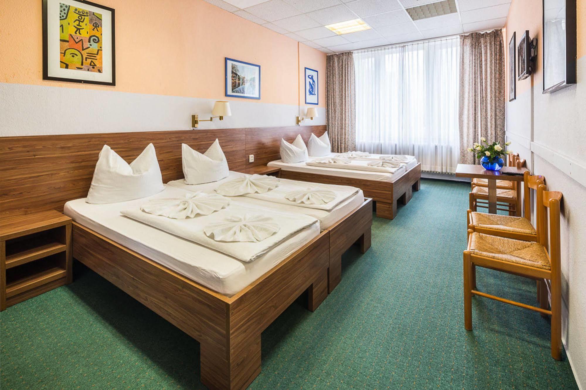 City Hotel Ansbach Am Kadewe Berlin Ngoại thất bức ảnh